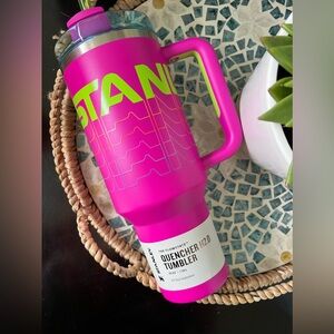 Stanley VIVID VIOLET 40oz Tumbler